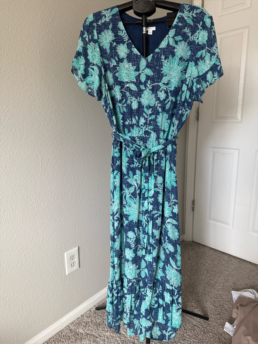 J.Jill Navy and Teal Floral Maxi Dress